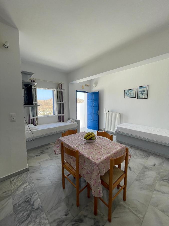 Country House Apartments 이오스 코라 외부 사진