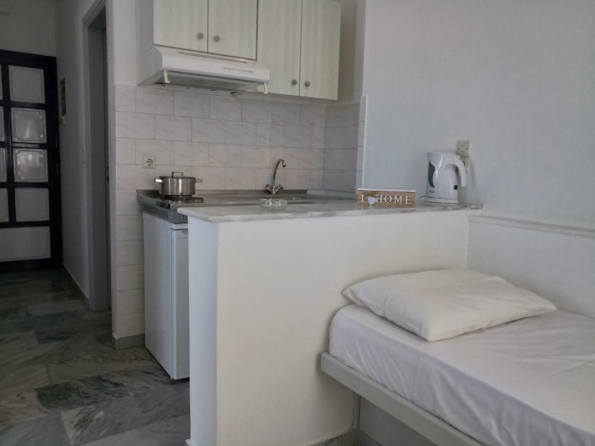 Country House Apartments 이오스 코라 외부 사진